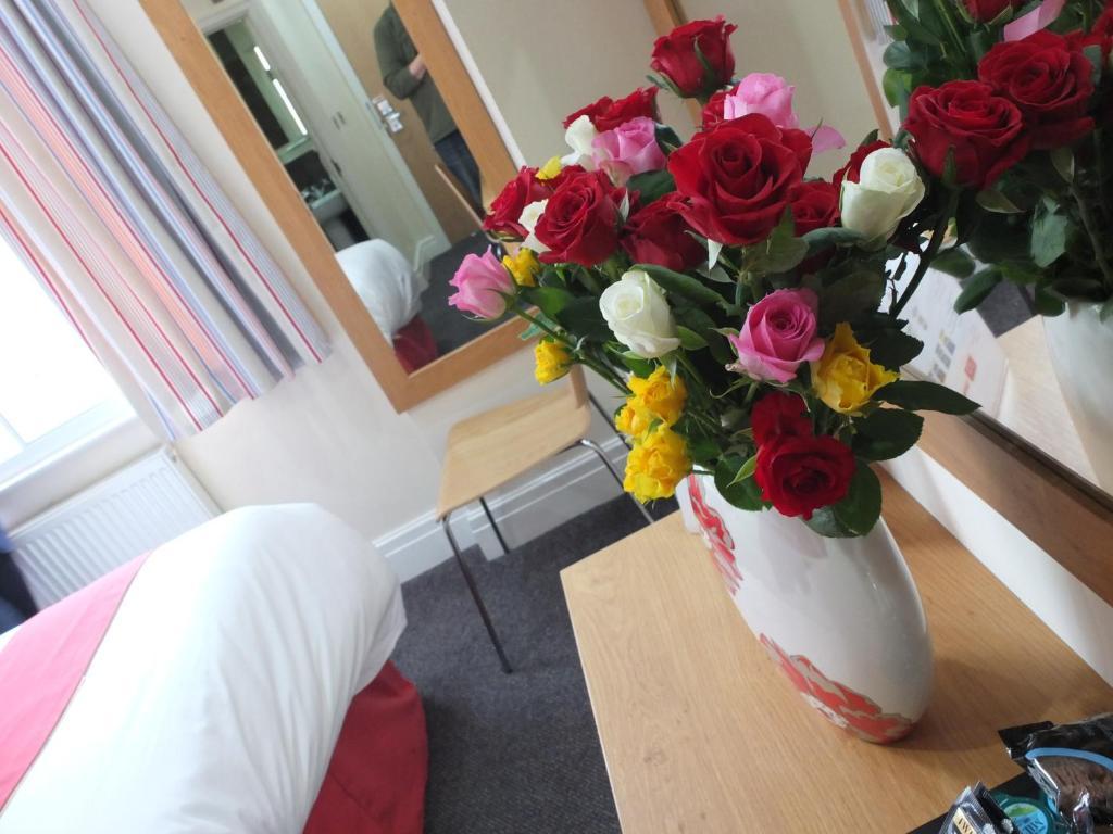 Ville Hotel Manchester Cameră foto